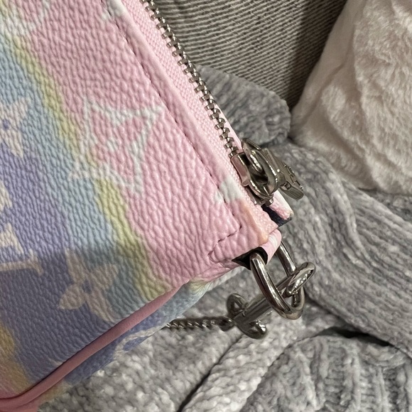 SOLD - Picture 4 of 15